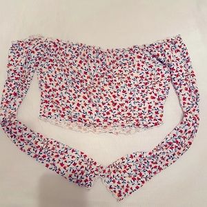 Long sleeve crop top